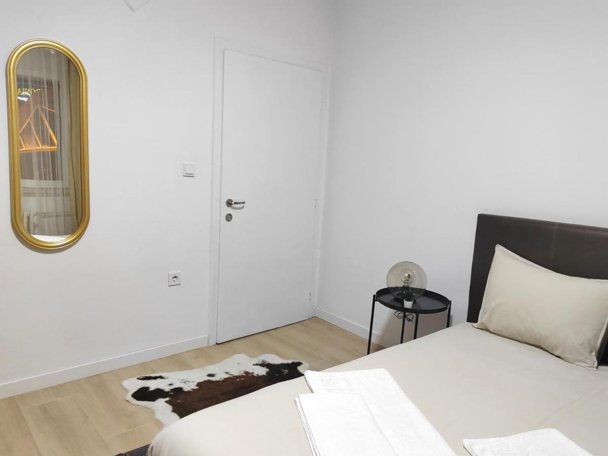 City Sqare Apartment Verde سكوبجي المظهر الخارجي الصورة